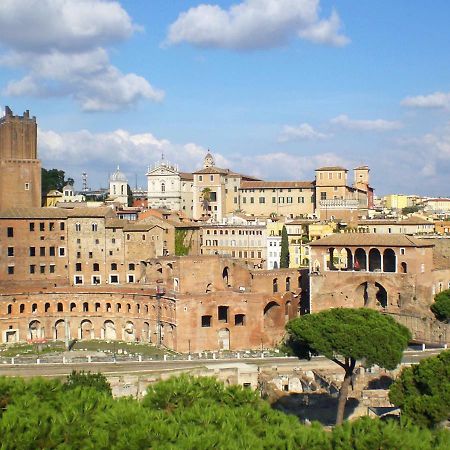 Roma Center Fori Imperiali Raffy'S Charming Suite Luaran gambar