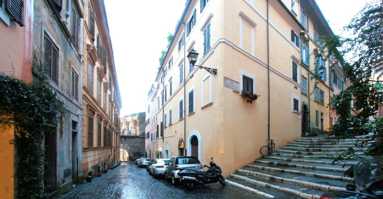 Roma Center Fori Imperiali Raffy'S Charming Suite Luaran gambar