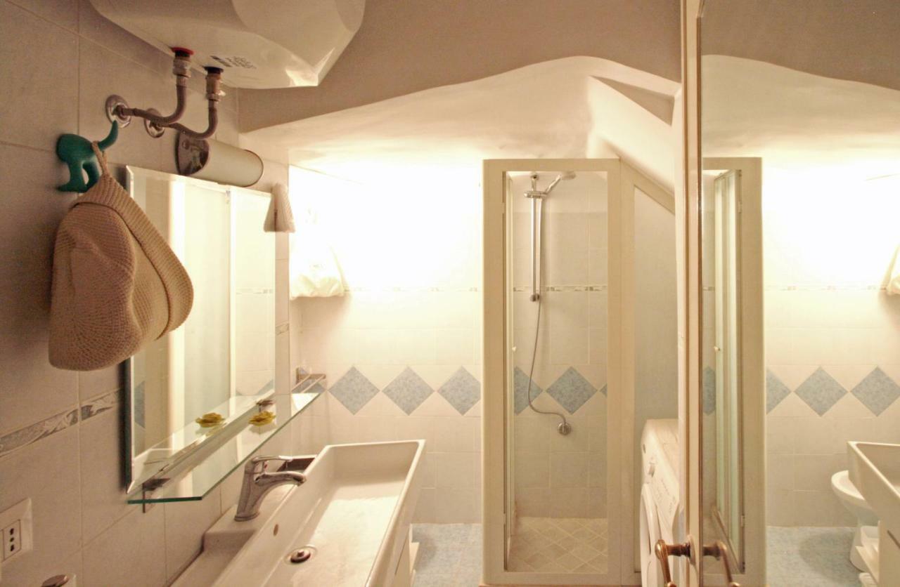 Roma Center Fori Imperiali Raffy'S Charming Suite Luaran gambar