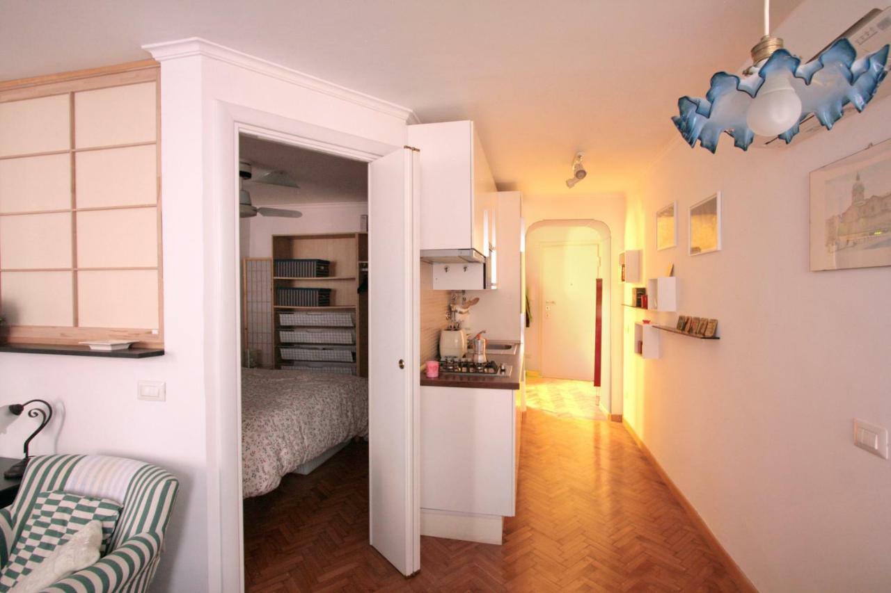 Roma Center Fori Imperiali Raffy'S Charming Suite Luaran gambar
